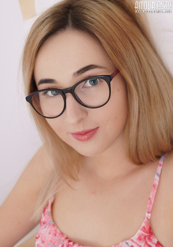 Инна, 23 года, 3 размер груди